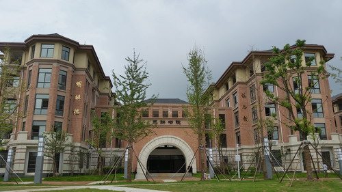 开学在即,靓丽校园静候新生(图4)