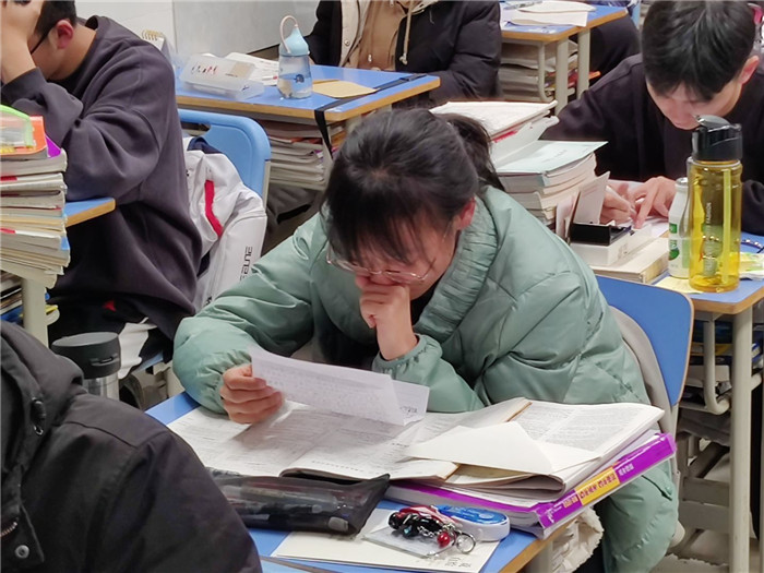 纸短情长，一封家书读懂舐犊情深(图4)