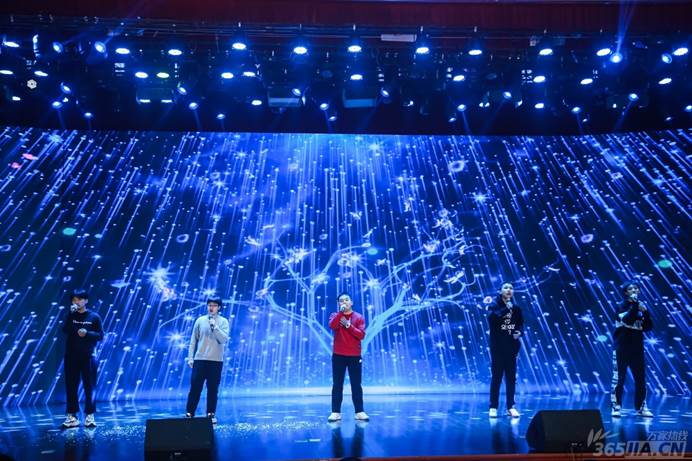 万家热线：艺术与美结合的文化盛宴 合肥七中2021贺岁大片“上映”（图）(图7)