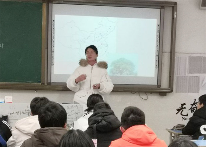 高一级部:青年教师展风姿,课堂教研促成长(图6)