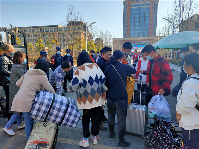 团委:七中学子一家亲,志愿服务正暖心(图5)