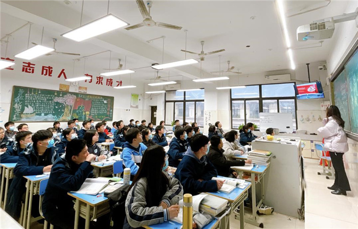 高一级部:雷锋精神永不朽,青年学习正当时(图5)