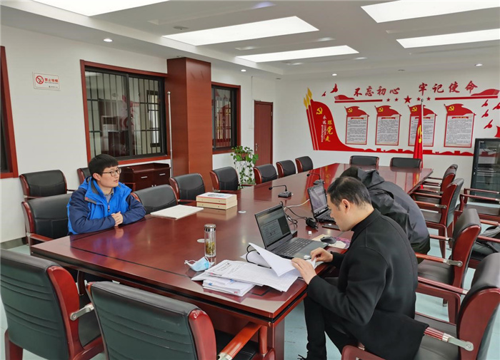 政教处:合肥市学生资助年度绩效考核小组来校检查工作(图2)