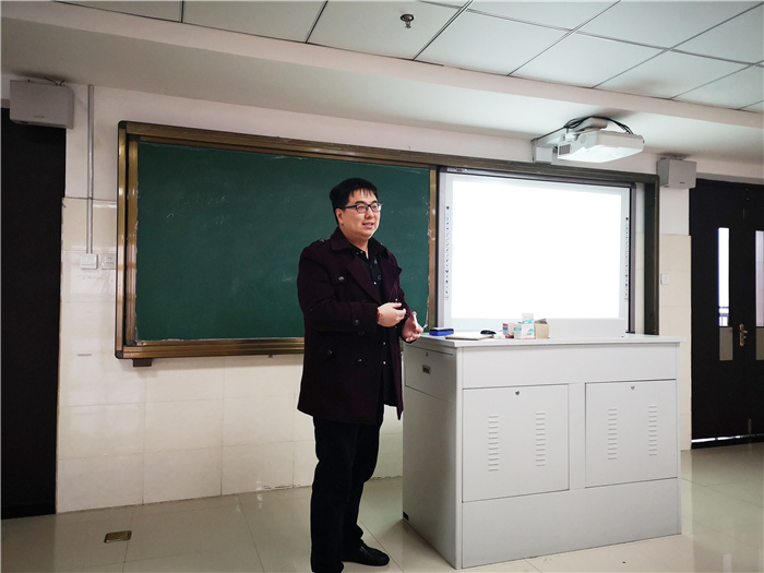 数学组:立足智慧课堂 强化教学研讨(图1)