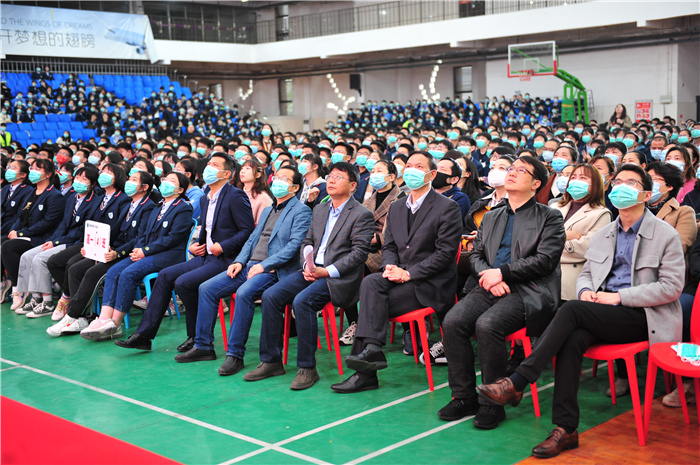 高一级部:致敬建党百年,书写无悔青春(图1)