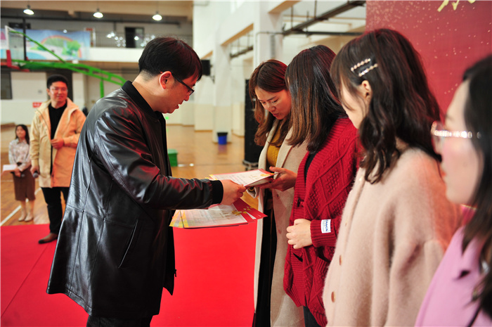 高一级部:致敬建党百年,书写无悔青春(图10)