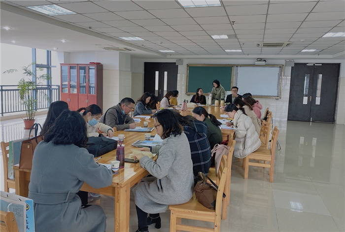 高三级部:同课异构促交流 共放异彩促成长(图3)