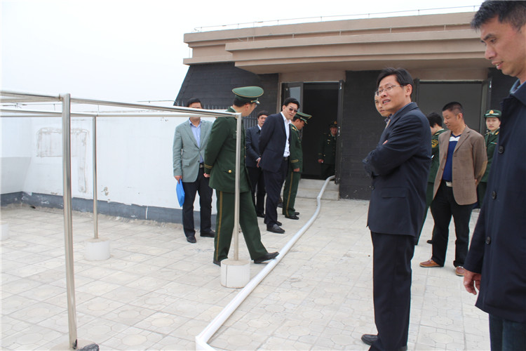  省政府考核组莅临七中检查消防安全工作(图4)