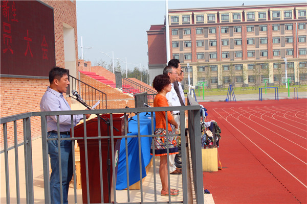 军训号角吹响 学子梦想起航(图5)