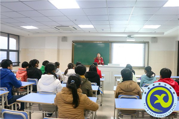 走进老照片,体验不一样的历史(图1)