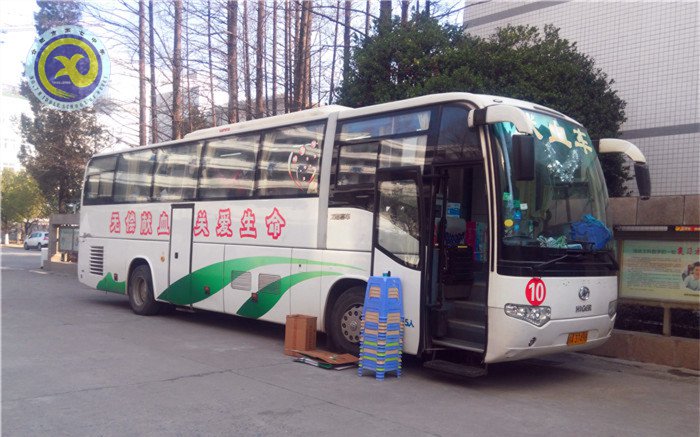 合肥七中:献血有量,爱心无价(图1)