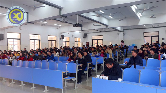 切磋琢磨 助力成长(图3)