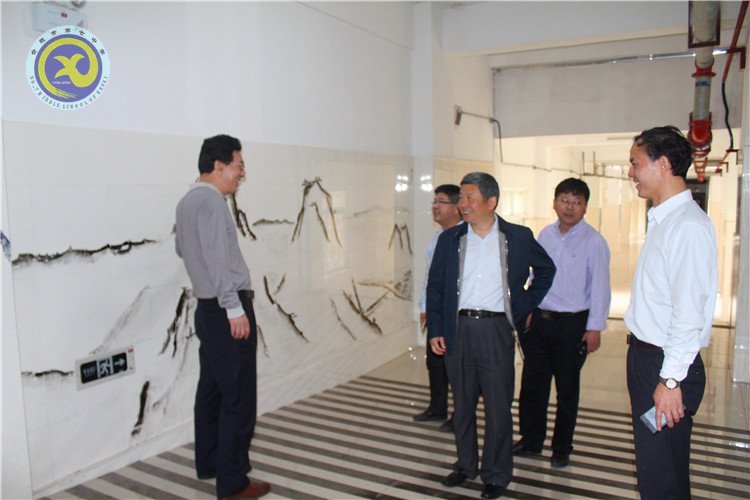 市教育局查凯局长深入学校调研(图3)