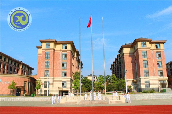 辉煌甲子惊艳会师,华丽转身新征起航(图2)