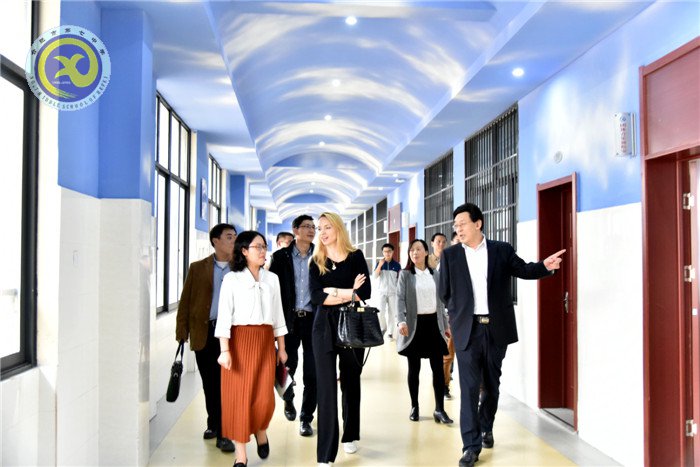 教育搭桥迎来客,中意交流书新章(图5)