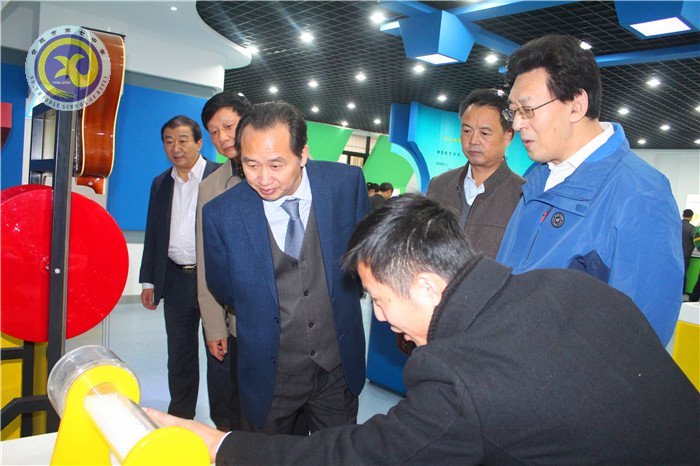 以人为本建新校 传承文化谋发展(图4)