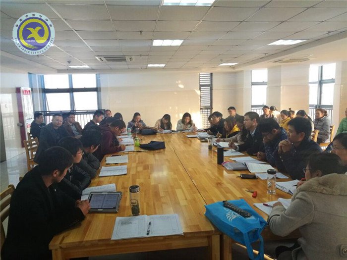 青年展示促成长 大组交流享智慧(图3)