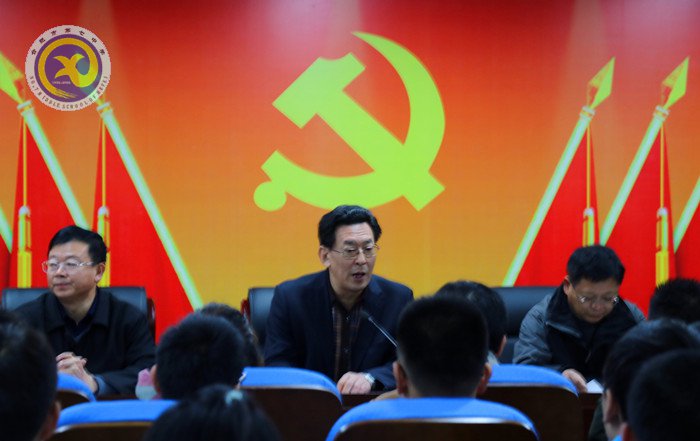 合肥七中2017届业余党校课程丰富多彩(图1)