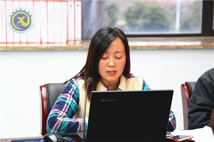 集体诵读《党章》 聚焦党员发展(图2)