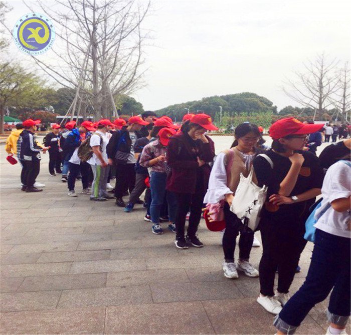 今朝春风最 缘浅又缘深(图1)