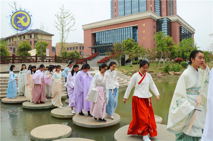 帖咏寒食深味清明 多彩校本礼仪兴邦(图5)