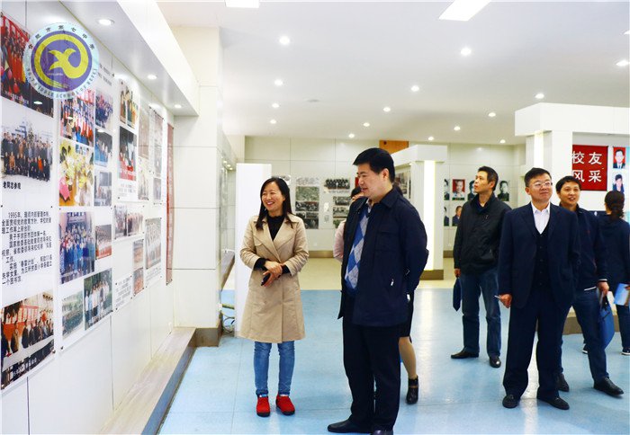  市档案局、教育局检查指导学校档案工作(图4)