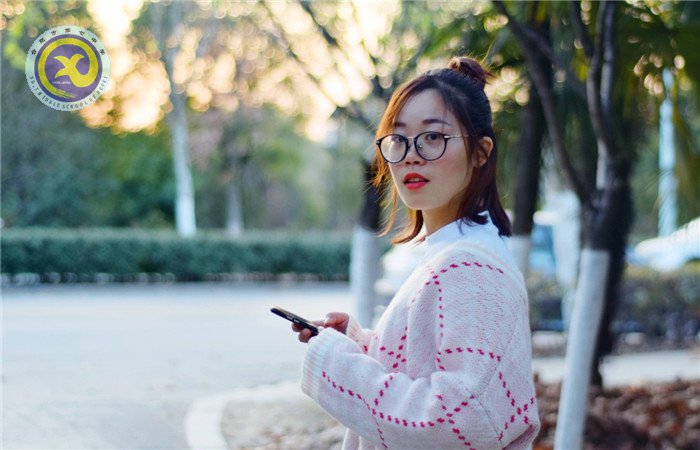 合肥七中2018年校本课程巡展——陈其芳老师的《啦啦操》(图2)