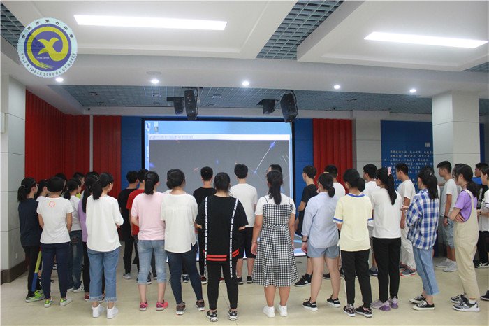 邂逅美丽七中,悸动的心期待着奋飞的翅膀(图1)