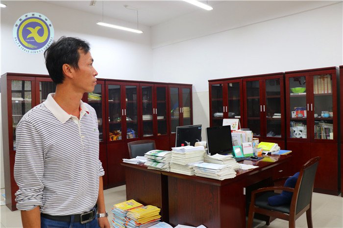 办公环境大检查 校园绽放文明花(图4)