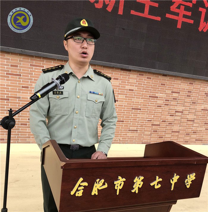 “魔鬼周”军训首日 , 看18级能文能武(图5)