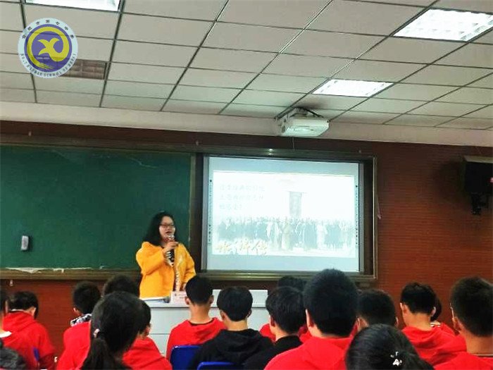 同课异构共研讨,青年教师展风姿(图9)