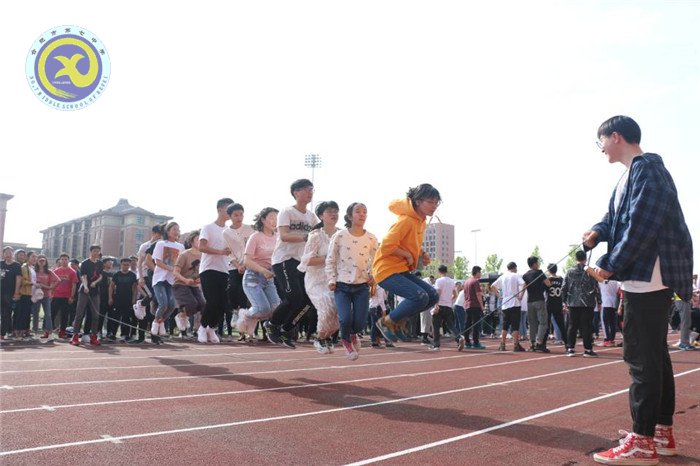 阳光下释放压力 高考前积蓄能量(图6)