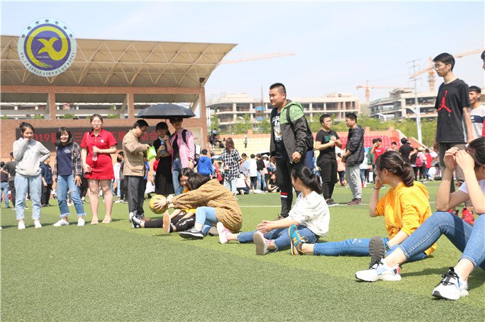 阳光下释放压力 高考前积蓄能量(图8)