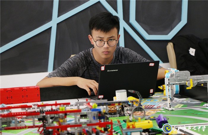 合肥七中机器人再获佳绩(图4)