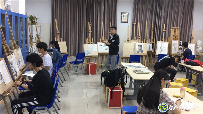 不必仰望高山  我们也是风景(图1)