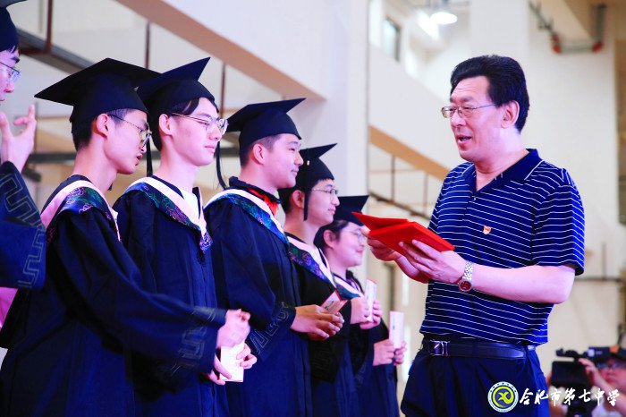 和而能竞       雅而行健(图2)