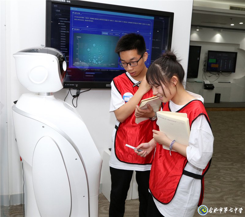 安徽青年报:本报学生记者走进科大讯飞感受智能语音高科技生活(图6)