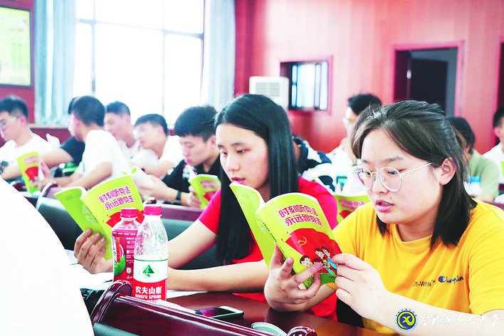 合肥日报：合肥七中：党建领航促发展 和雅校园育英才(图4)