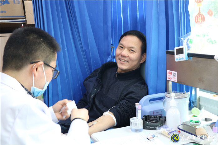 雪消校园春未到 大爱献血暖人心(图7)