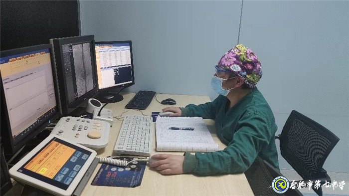 致敬“战‘疫’中的美丽家长”之三(图8)