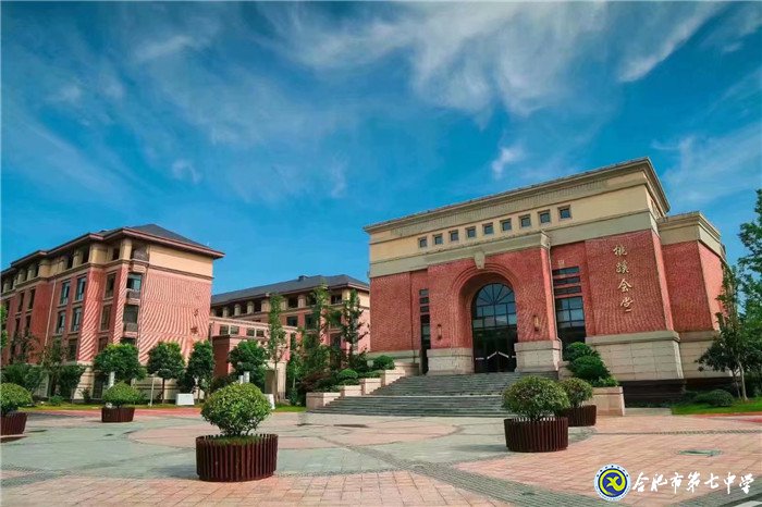 青春不曾散场,未来任我徜徉(图1)