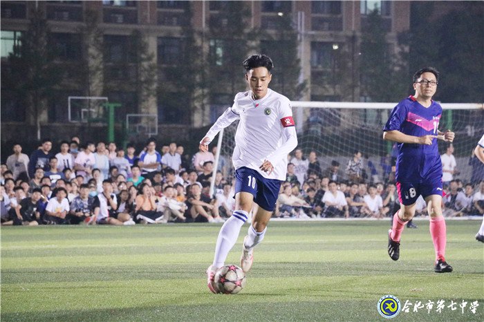 校园足球强健身心 师生引领全民健身(图5)