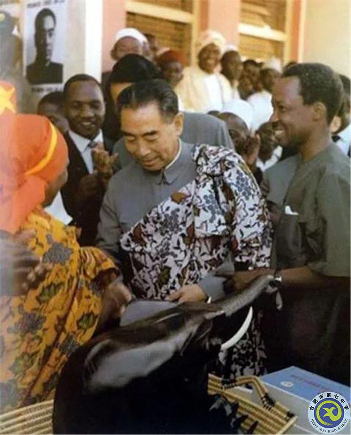 △周总理访问非洲受到热烈欢迎.jpg △周总理访问非洲受到热烈欢迎.jpg