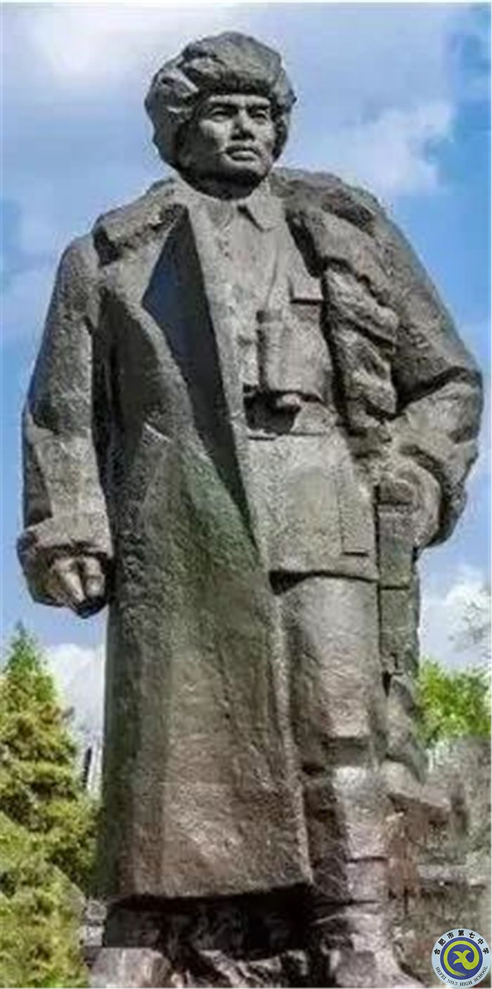 △杨靖宇将军雕像.jpg △杨靖宇将军雕像.jpg
