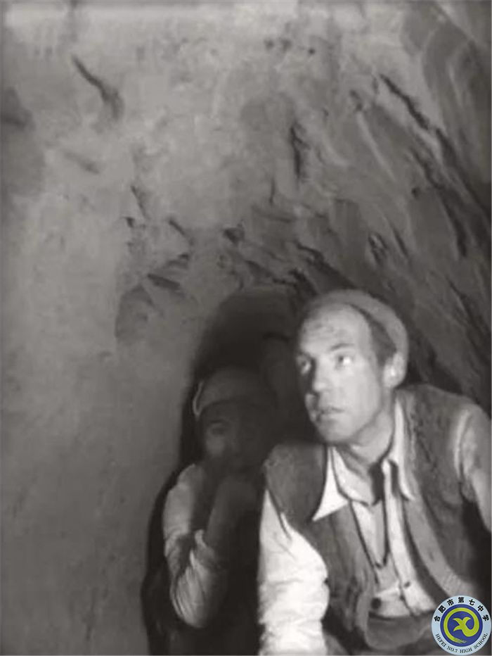 △1944年,美军延安观察组的杜伦上尉到冀中根据地考察。.jpg △1944年,美军延安观察组的杜伦上尉到冀中根据地考察。.jpg