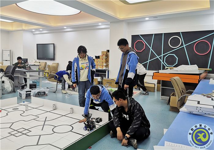 教务处：乐育人才 感恩相伴(图2)