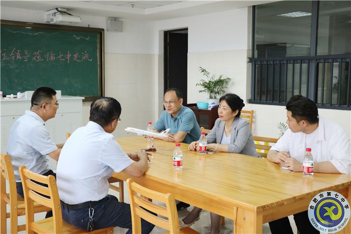 东航代表.jpg 东航代表.jpg