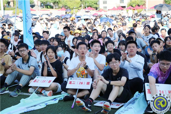 学生们.jpg 学生们.jpg