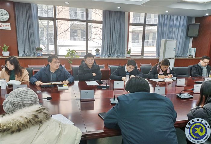 刘校.jpg 刘校.jpg