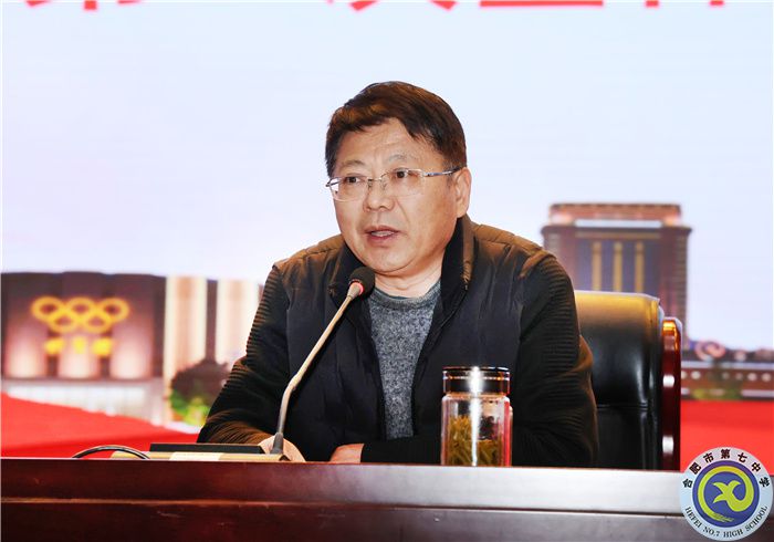 邓校.jpg 邓校.jpg